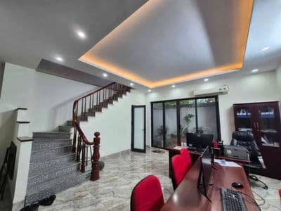 bán nhà 50m2 Xuân Phương gần ô tô tránh