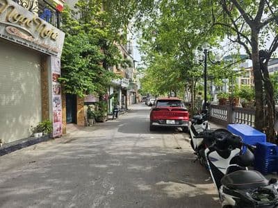 bán nhà 4 tầng ở Phú Diễn, ô tô đỗ cửa