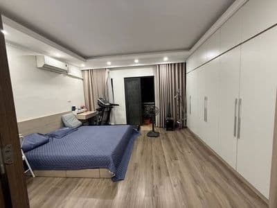 bán nhà 5 tầng Long Biên tặng full nội thất