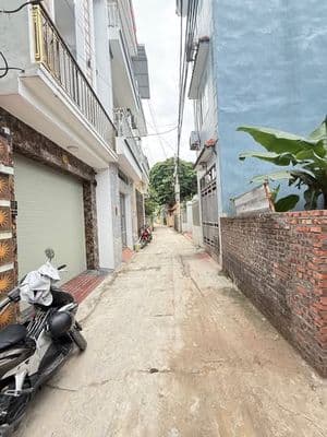 bán nhà 4 tầng gần phố Vũ Lăng Thanh Trì - ô tô tải