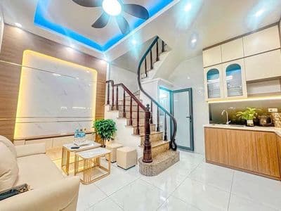 bán nhà 30m2 Hoàng Mai giá nhỉnh 6 tỷ