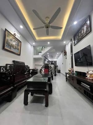 bán nhà 4 tầng 55m2 Xuân Thủy nhỉnh 13 tỷ