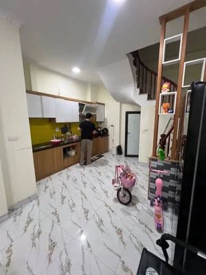 bán nhà 3m Hồ Tùng Mậu 10.5 tỷ