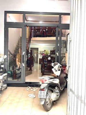 NHÀ 1/ HUỲNH THỊ HAI, HẺM TO, NHÀ 4 TẦNG GẦN TRẠM SẠC XE HƠI CỰC TIỆN