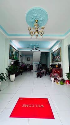 Bán Nhà Mới 3 Tầng, Mặt Tiền 5M, Gần Đường Ô tô, Nở Hậu Huỳnh Tấn Phát