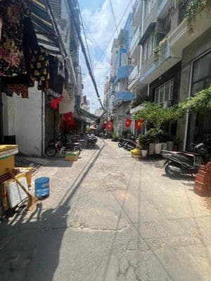 bán nhà quận 10