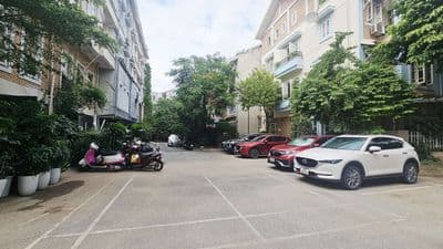 Villa Hoàng Hoa Thám Tây Hồ 85m2 39 Tỷ 5 tầng mặt tiền 5,6m