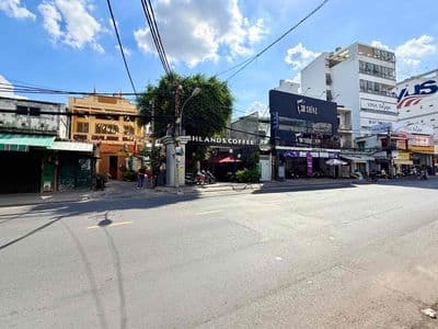 Chỉ: 5 Tỷ 900 - HXH LÊ QUANG ĐỊNH P.5 BÌNH THẠNH – CÁCH MẶT TIỀN 1 CĂ