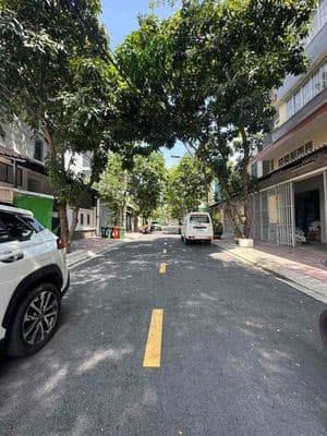 Siêm hiếm ngang 4.5m x 24m , Ko Qui Hoạch , Ít Lộ Giới, KDC Hiện Hữu.