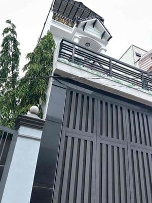 NHÀ ĐẸP KIÊN CỐ – HẺM XE HƠI HUỲNH THỊ HAI – 4x20m – 3 TẦNG