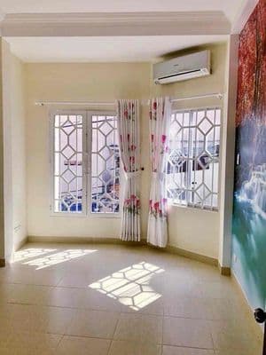 💥 HIẾM : TRUNG TÂM Q10 - HẺM XE HƠI - NHÀ 3 TẦNG , GẦN METRO SỐ 2 , C