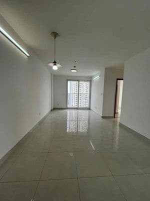 Cần bân gấp ch Tara Q8 72m2 2Pn 2wc Căn góc,thoáng mát,sổ hồng v.v