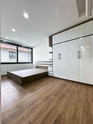 Bán căn hộ TT Thành Công, tầng thấp, 42/90m, 3 ngủ 2wc, full NT xịn
