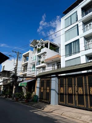 BÁN NHÀ ĐƯỜNG LẢNH BINH THĂNG (4 X 10,2M X 4TẦNG )GIÁ : NHỈNH 4TỈ TL