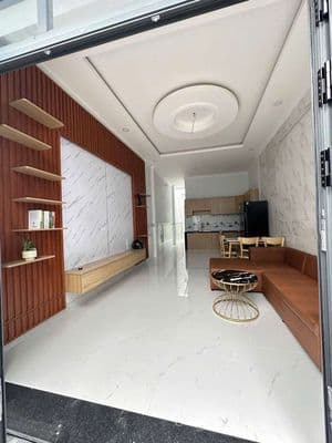 ngộp bank!!!nhà Phạm Văn Chiêu 72m² Nở hậu ô tô đậu cửa có sân rộng