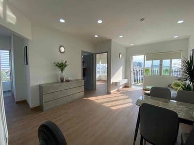 Nhà đẹp Cao Ốc B Ngô Gia Tự (61m2 2pn, hầm để xe, thang máy)