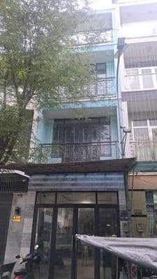Cần Bán Gầp Nhà P ĐHT .DT 4 x17 .1 trệt 3 Lầu 4PN 4WS giá 6 tỷ TL