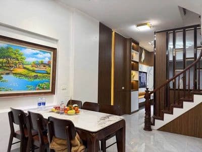 Nhà Mễ Trì 39m2 5 tầng, 20m ô tô, hơn 7 tỷ