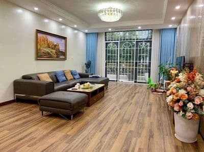 bán nhà 5 tầng đối diện Park City
