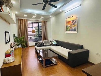 bán nhà Đê La Thành 50m² ô tô tránh