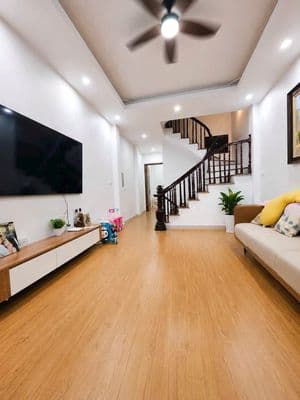 Nhà Đẹp Gia Quất - Bồ Đề 40m² 4 Ngủ Tặng Nội Thất Cao Cấp
