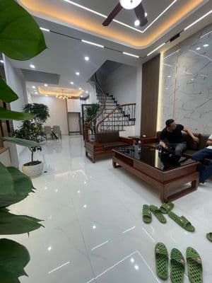 Nhà Kim Ngưu 50m2 view rộng 3m, sát TimeCity
