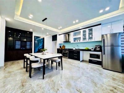bán nhà 6 tầng Long Biên Full Nội Thất