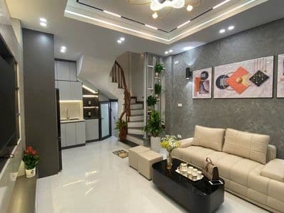 Nhà Xuân Phương - đẹp ở ngay, 5.x tỷ, oto gần nhà, an ninh tốt
