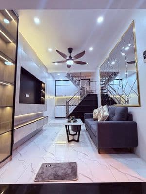 bán nhà 5 tầng trung tâm đống đa giá 5.6 tỷ