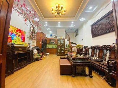 Nhà Đội Cấn, Ngõ Thông, Gần Phố, 2 Thoáng, Ô tô 40m, Dân Xây, Ở Luôn.