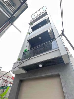 Giảm giá sốc Minh Khai, 50 ra ô tô, ngõ thông, dt 39m*5T giá 7,2 tỷ