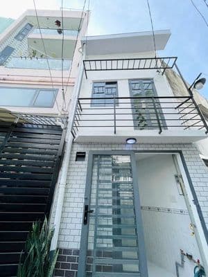 BÁN NHÀ 3 TẦNG CHU VĂN AN BÌNH THẠNH – SHR – GẦN HXH – CHỈ 1 TỶ HƠN