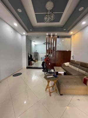 Lê Trọng Tấn - Tân Phú: nhà 3 tầng, DT 4.4x14, giá 4.x tỷ