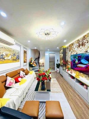 Dương Quảng Hàm, Cầu Giấy, Ô tô 30m, Ngõ Đi Thông, Đủ đồ, Lô góc,