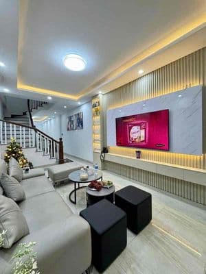 🏡HIẾM ! BÁN NHÀ CẦU GIẤY – GẦN PHỐ – NHÀ DÂN XÂY - HAI THOÁNG - 50m -