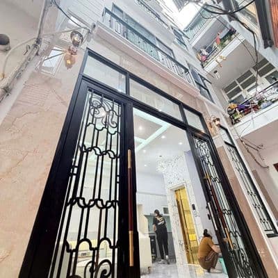 🏡 NHÀ MỚI XÃ ĐÀN – THANG MÁY – FULL NỘI THẤT – CÁCH PHỐ 10M