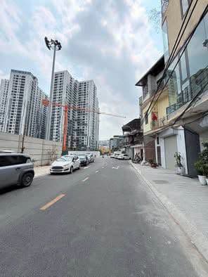 bán nhà đẹp trung tâm Hai Bà Trưng lô góc