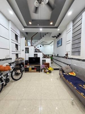 Nhà nở hậu HXH Đường Tỉnh lộ 10 Giáp Q6 - Giá giảm sâu chỉ 4.37 tỷ