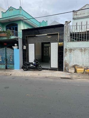 Nhà mặt tiền Nguyễn Thị Pha