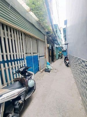 Nhà Dương Bá Trạc P.2 Q8 - 2 MẶT HẺM, CÁCH ĐƯỜNG CHÍNH 200m