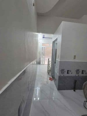 Nhỉnh 1 tỷ có căn nhà 3 lầu -dtsd 63m2 quận 8