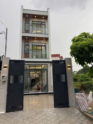 BÁN NHÀ MT HẺM - CÓ GARA Ô TÔ - ĐƯỜNG 8 LÒ LU - 6,8 TỶ