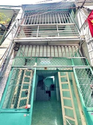 NHÀ 2 TẦNG -LUỸ BÁN BÍCH - KẾ BÊN ĐẦM SEN. SỔ HÔNG HOÀN CÔNG ĐỦ.
