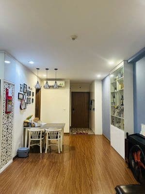 Bán căn hộ 75m2, 2PN+2WC. Giá 5.9 tỷ tại CC Eco Green City Hà Nội