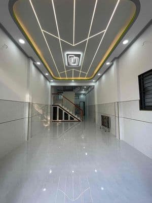 nhà mới dọn vào ở ngay