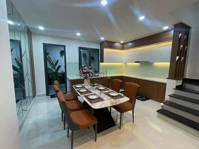 Nhà hẻm xe hơi quận Tân Bình 60m2 vuông vức đẹp 3PN 4WC