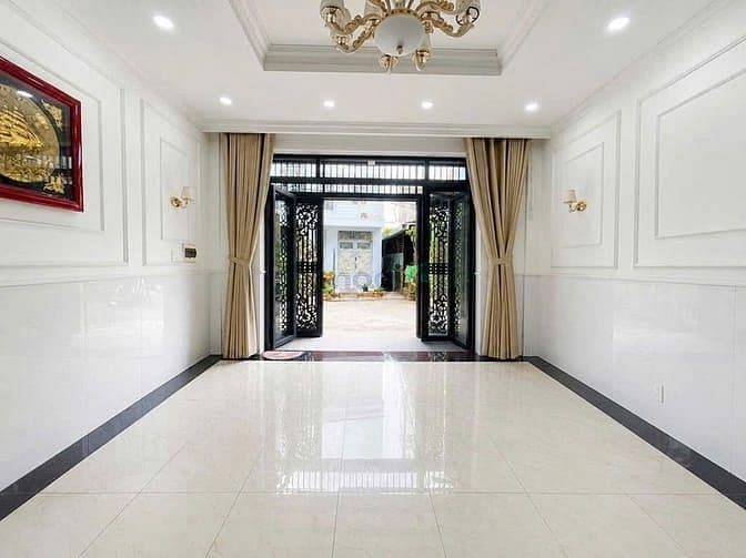 Bán Nhà 1 Trệt 3 Lầu Đường 102 Man Thiện Ngay Trường Chính Trị
