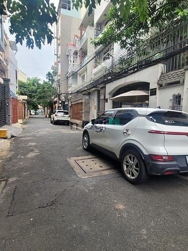 Tân Bình - Hẻm xe tải tránh - Gần 100m2 - 3 tầng có thiết kế - chỉ 14T