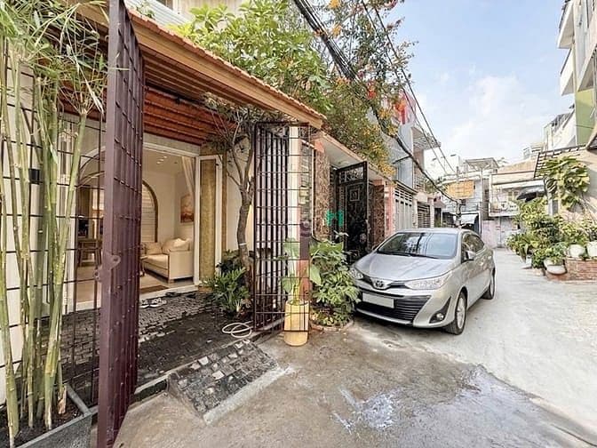 Bán nhà Bình Thạnh, 60m2 sân vườn, 3PN, hẻm xe tải chỉ 7 tỷ 95 TL