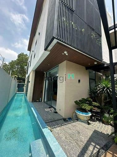 Biệt thự cao cấp góc 2 MT đường số 22 khu Tên Lửa, 10x18m, 3.5 tấm,34T